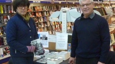 Photos de la séance de dédicaces à l'hypermarché Leclerc à Verdun 